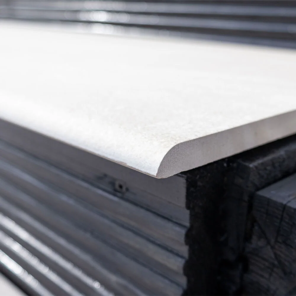 ADZ Eddystone Arena Bullnose Step 330mm x 1200mm Rectified