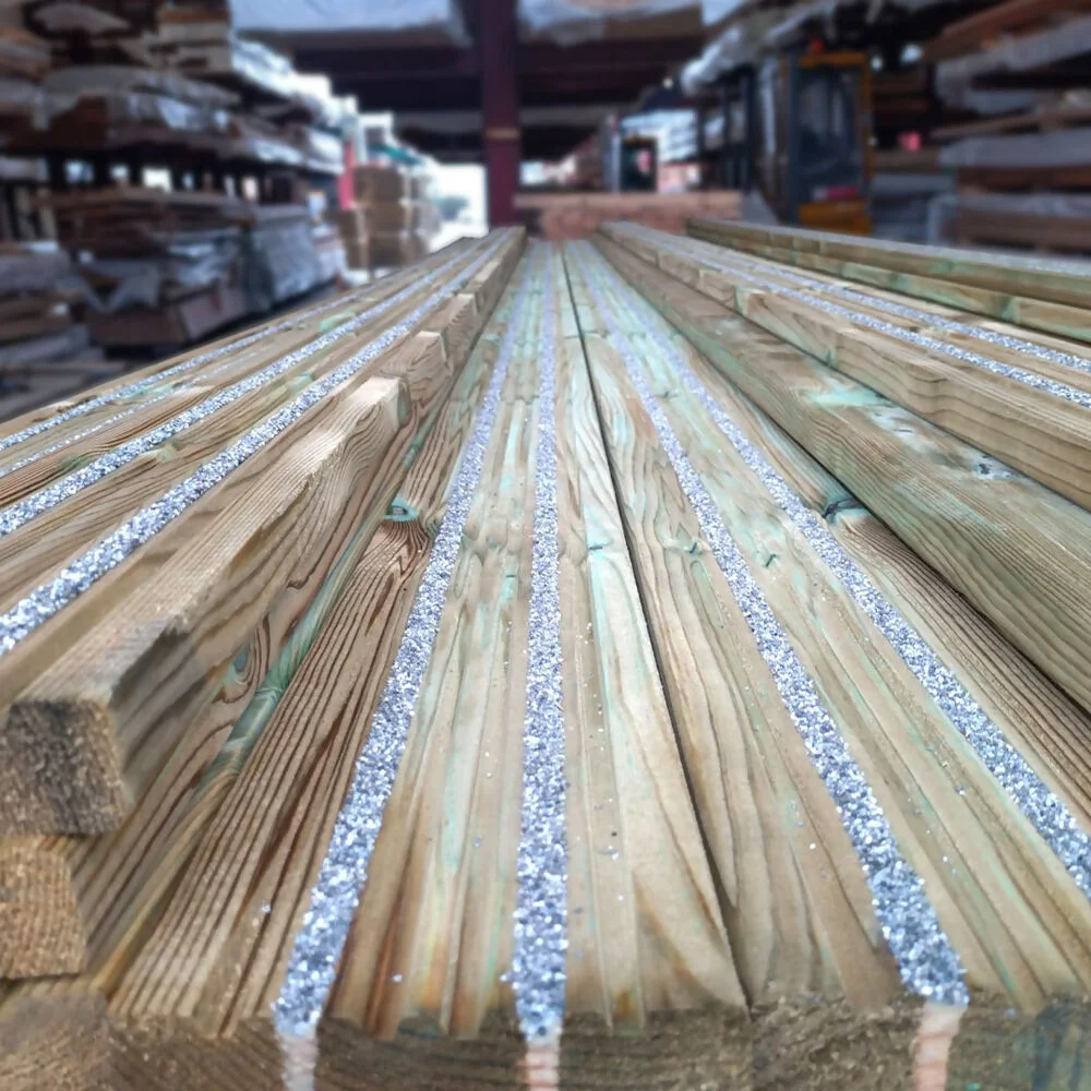 Pressure Treated Anti-Slip 32 x 125 Softwood Deck Board