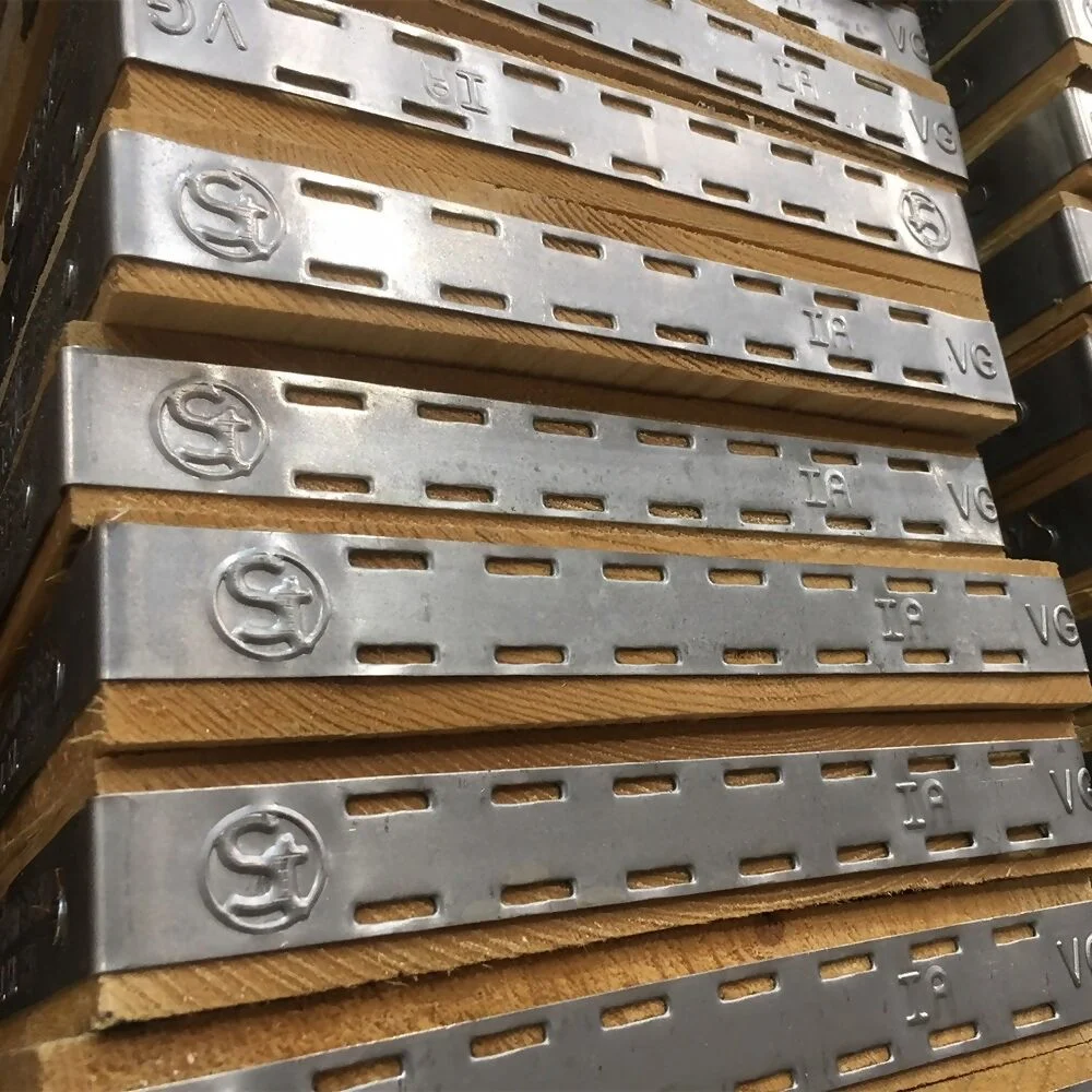 3.9m x 225mm x 38mm Scaffold board BS2482-2009