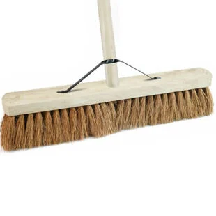 18" (450mm) Natural Coco Head with Handle & Stay