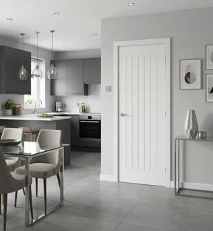 White Moulded Smooth Cottage Door 2040 x 826mm