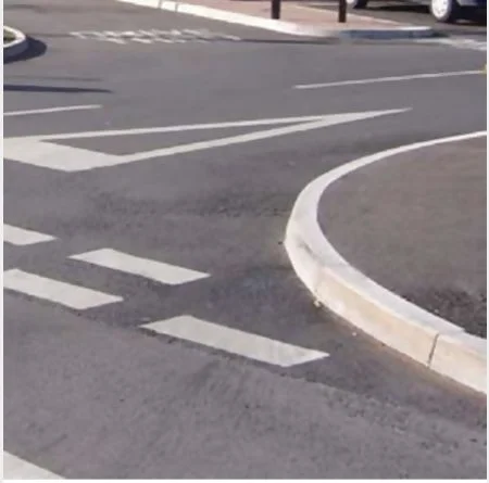 Radius Kerb Bullnosed External 10mtr 125 x 255mm