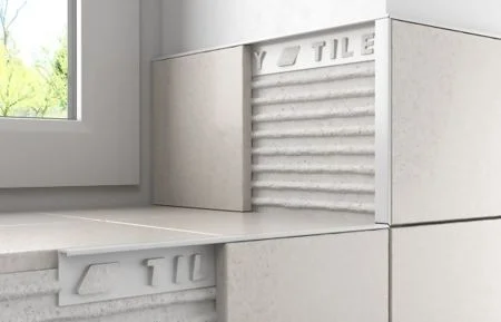 Tileasy 12mm White Square Edge Plastic Trim Ref SE12mmW