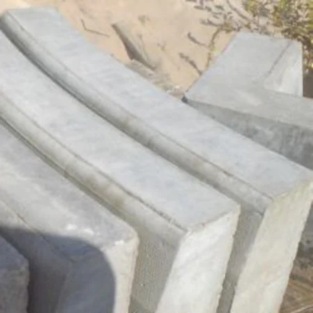 Radius Kerb Half Battered External 0.6Mtr 125 x 255mm Ref RK0305060