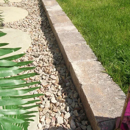Mellifont Kerb Pavior 190x160x100mm Curragh Gold
